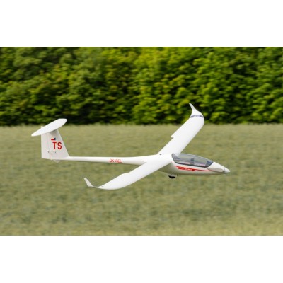 KAVAN 304TS TwinShark 2700mm - s R8 vario RX