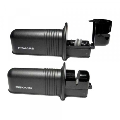 Ostřič nožů a seker 1000601 FISKARS XsharpTM
