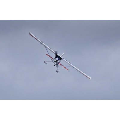 Kingfisher 1400mm ARF s koly, plováky a lyžemi