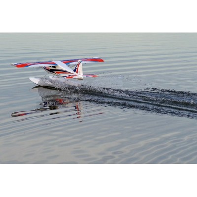 Kingfisher 1400mm ARF s koly, plováky a lyžemi