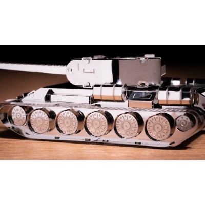 Metal Time Luxusní ocelová stavebnice tank T-44