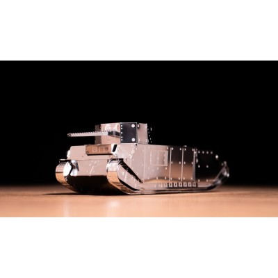 Metal Time Luxusní ocelová stavebnice tank TOG II