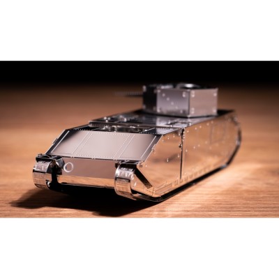 Metal Time Luxusní ocelová stavebnice tank TOG II