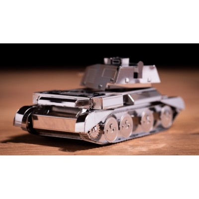 Metal Time Luxusní ocelová stavebnice tank Cruiser Mk III