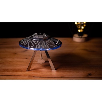 Metal Time Luxusní ocelová stavebnice Stellar Raiders