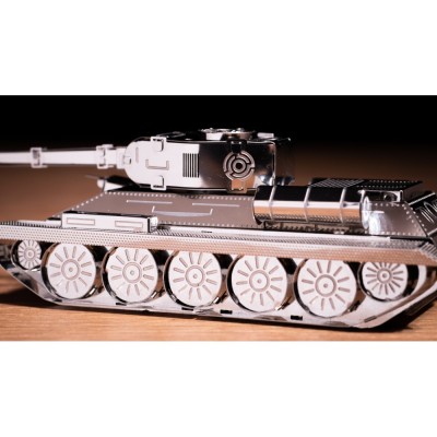 Metal Time Luxusní ocelová stavebnice tank T-34/85