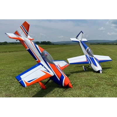 104" Extra 260 - Oranžová/Modrá 2,64m