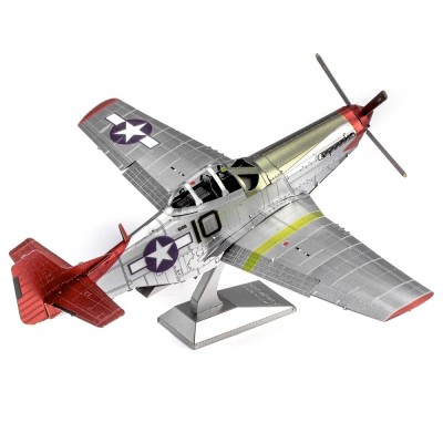 Metal Earth Luxusní ocelová stavebnice Prémiová série P-51D Mustang