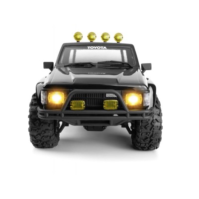 Venture18 1985 Toyota Hilux SR5 - černý
