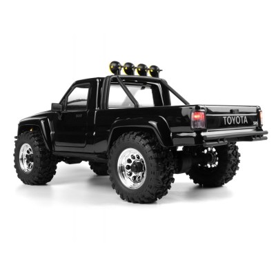 Venture18 1985 Toyota Hilux SR5 - černý