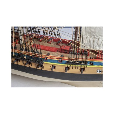 LE HERMIONA LAFAYETTE 1:72 93 cm