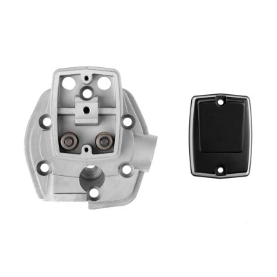 Hlava válce s víkem a ventily FS180AR