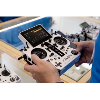 Vysílač KAVAN V20 Pro - červený