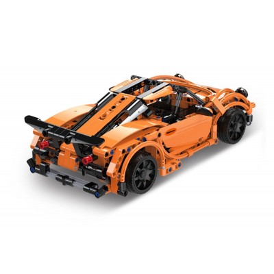 Závoďák - RC stavebnice z kostek