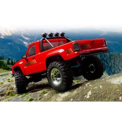 Venture18 Flux 1985 Toyota Hilux SR5 - červený