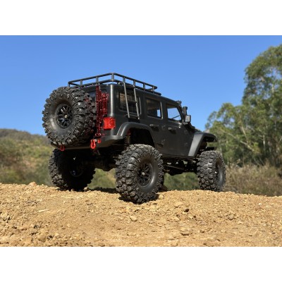 DF models DF-04S PRO BL brushless crawler, LED osvětlení, elektrický naviják, 2st. převodovka, uzávěrky diff 1:10. Matně černá