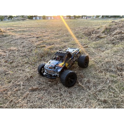 DF models RC Truck DF-06 PRO Brushless s gyroskopem, 1:14 RTR v tuningovém provedení