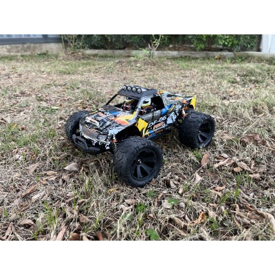 DF models RC Truck DF-06 PRO Brushless s gyroskopem, 1:14 RTR v tuningovém provedení