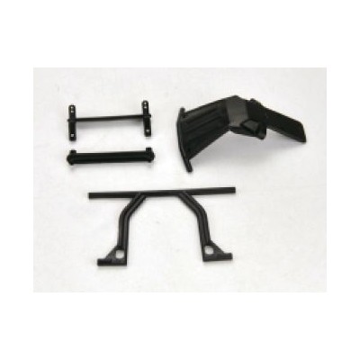 DT4 Přední nárazník a sloupky karoserie