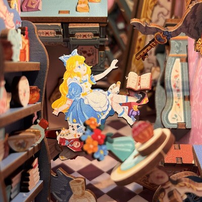 Tonecheer 3D puzzle Alenka v říši divů do knihovny