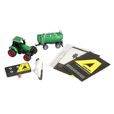 Kovový RC traktor s cisternou 1:64 RTR zelený, 3 rychlostní stupně, LED světla