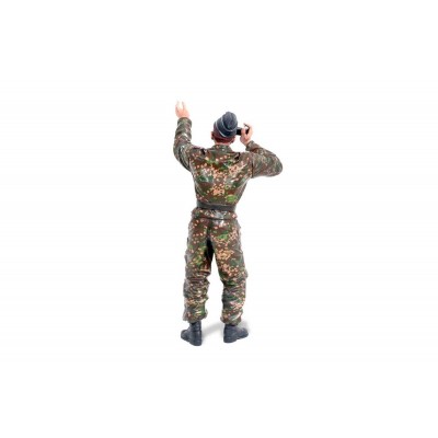 1/16 stojící figurka německého fotografa z 2 sv. války, ručně malovaná