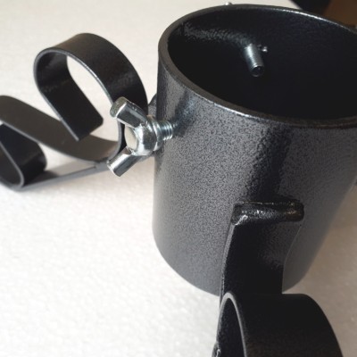 Stojánek vánoční 3 nožky stříbrný kovový otvor 64mm