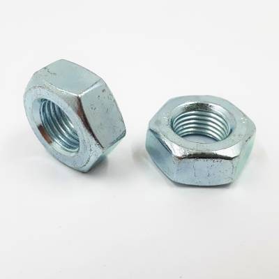 Matka M18x1,5 Zn 8,8 jemná